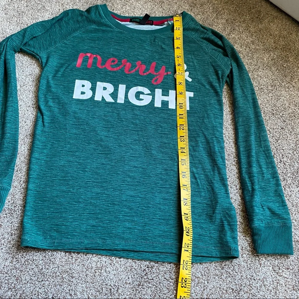 Kids Christmas Holiday 2 piece pajama set, size XL soft and stretchy Derek Heart